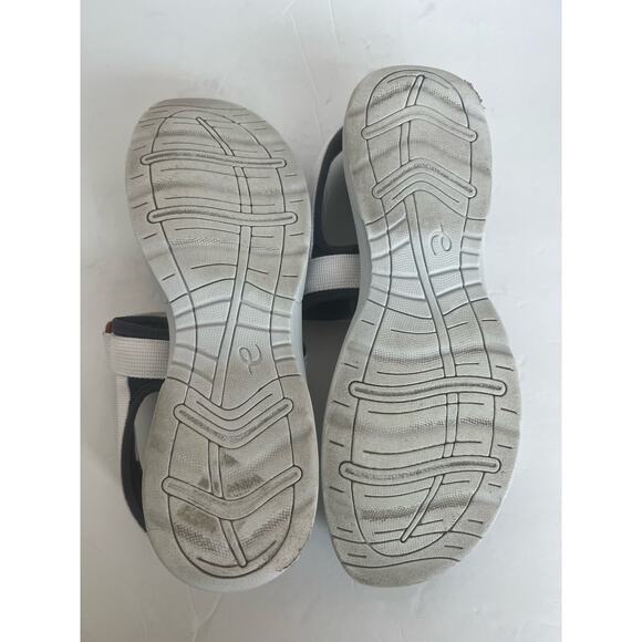 Easy Spirit Tabata 2 Red White Blue Active Slip On Adjustable sandals Sz 8.5N - Picture 11 of 11